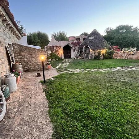 Cantina&Agriturismo Canu Villa Luogosanto Eksteriør bilde